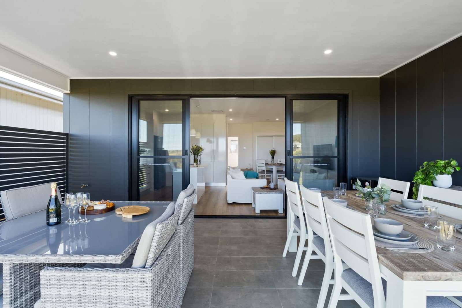 Furnished 3 Bedroom Apartment in Shell Cove