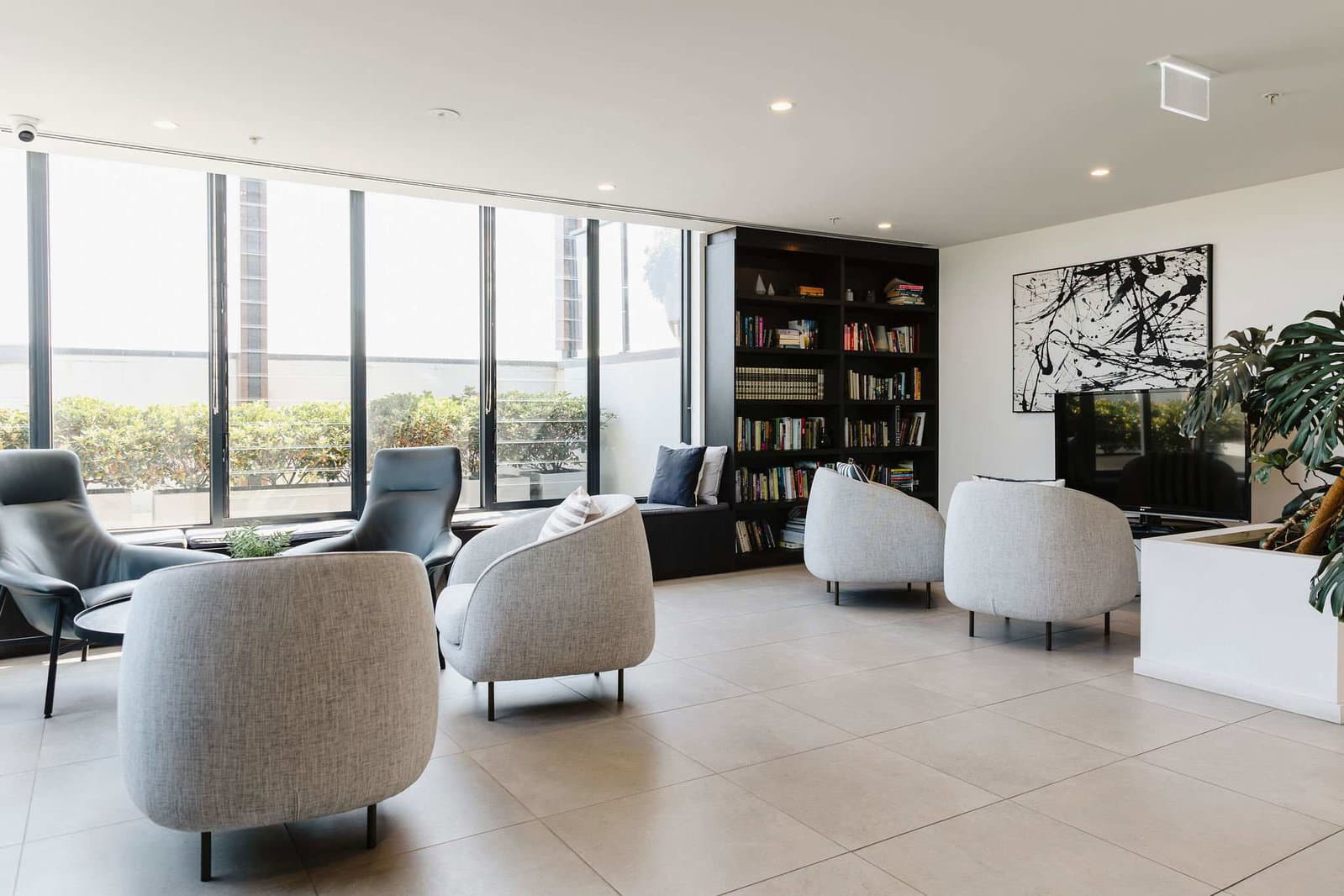 Furnished 2 Bedroom Apartment in Abbotsford