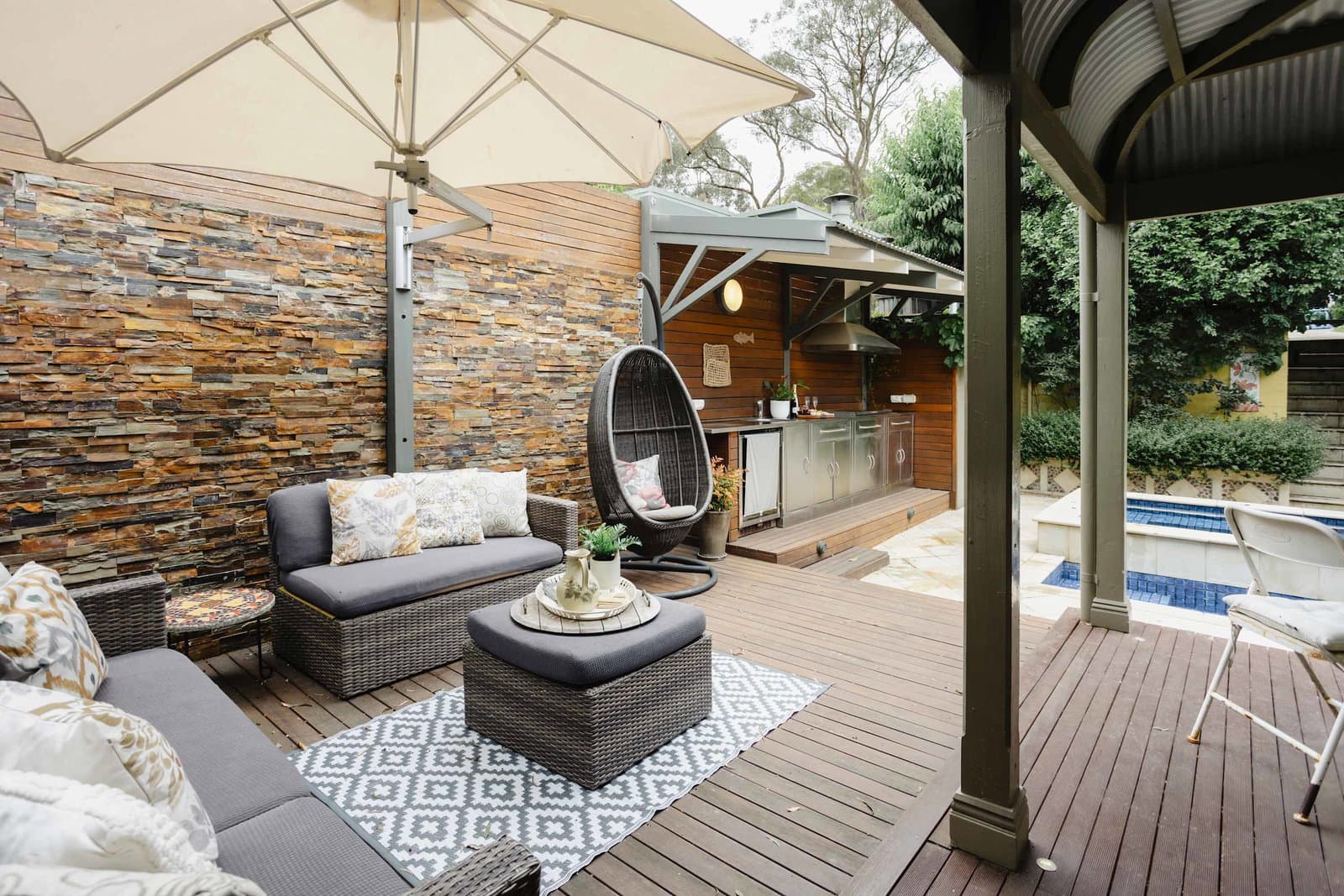 Furnished 4 Bedroom House in Lower Plenty