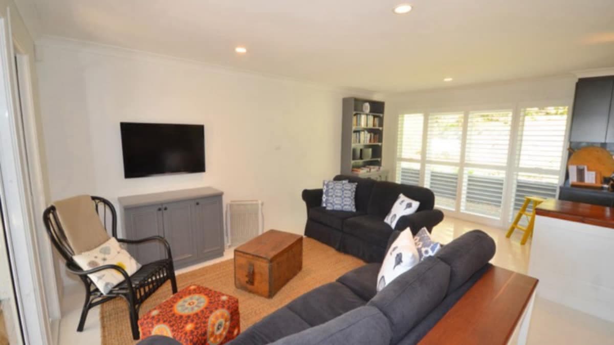Furnished 5 Bedroom House in Avoca Beach