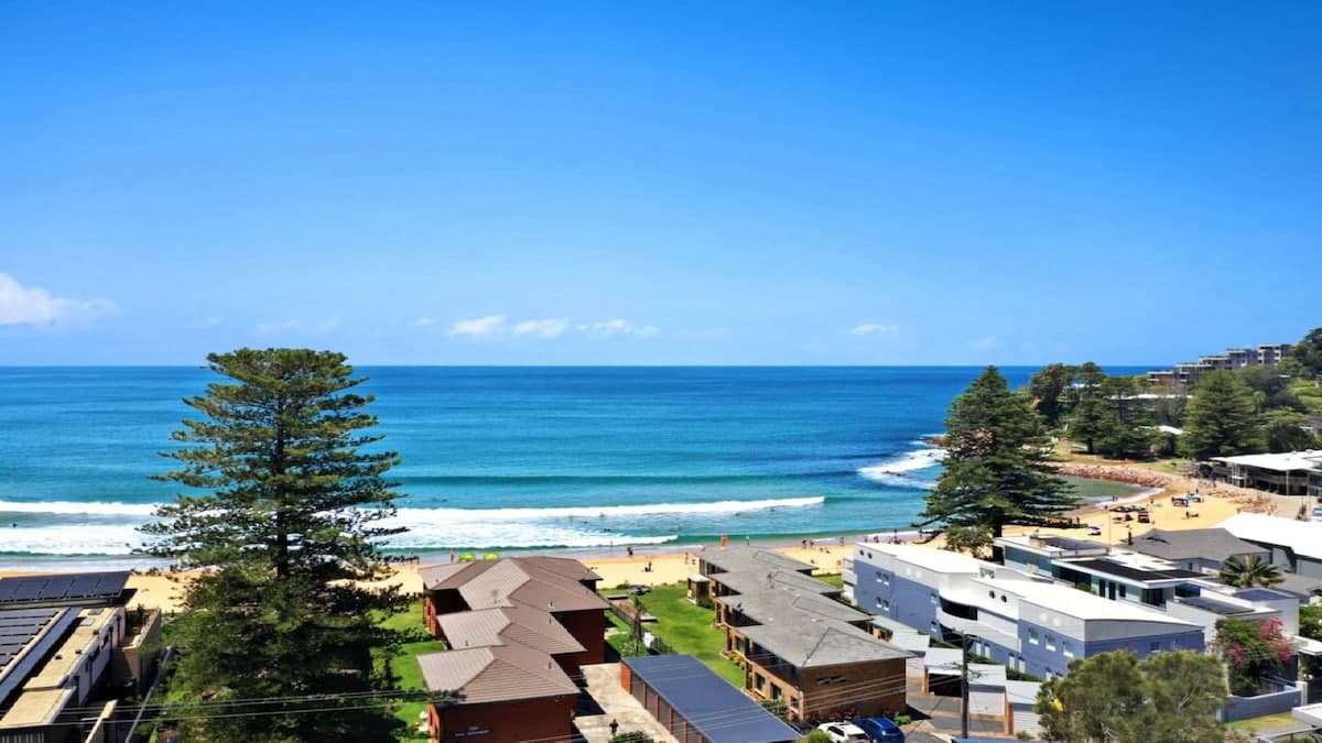 Furnished 5 Bedroom House in Avoca Beach