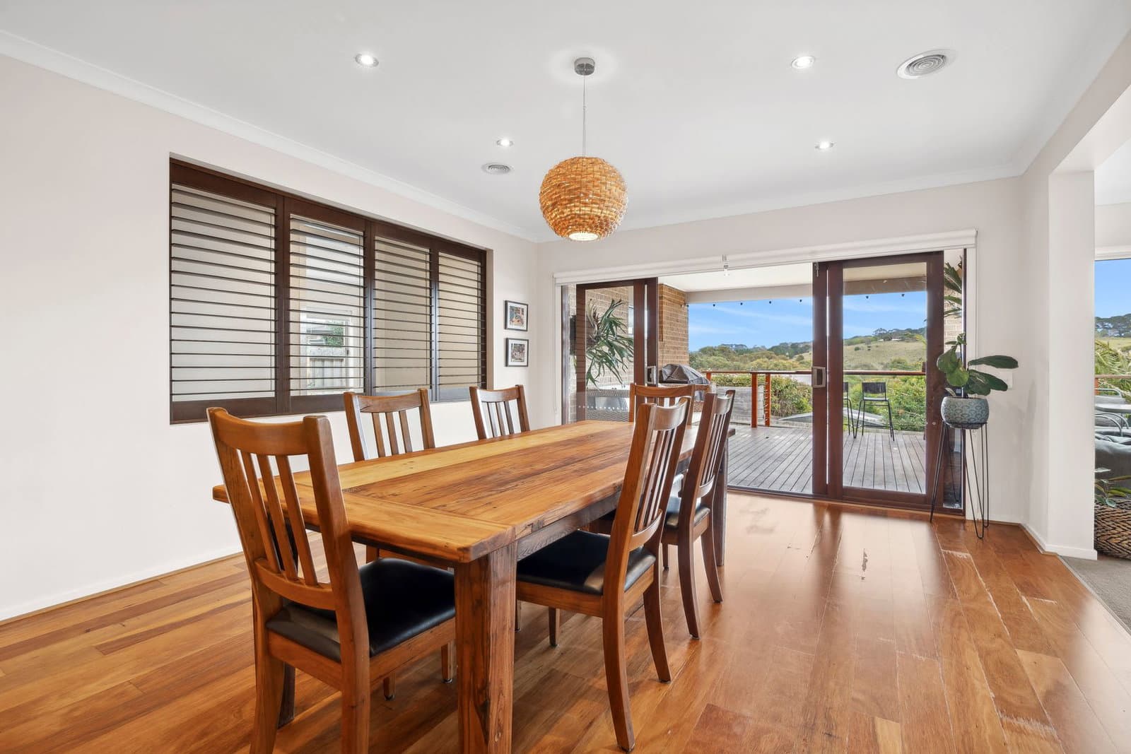 Furnished 4 Bedroom House in Torquay