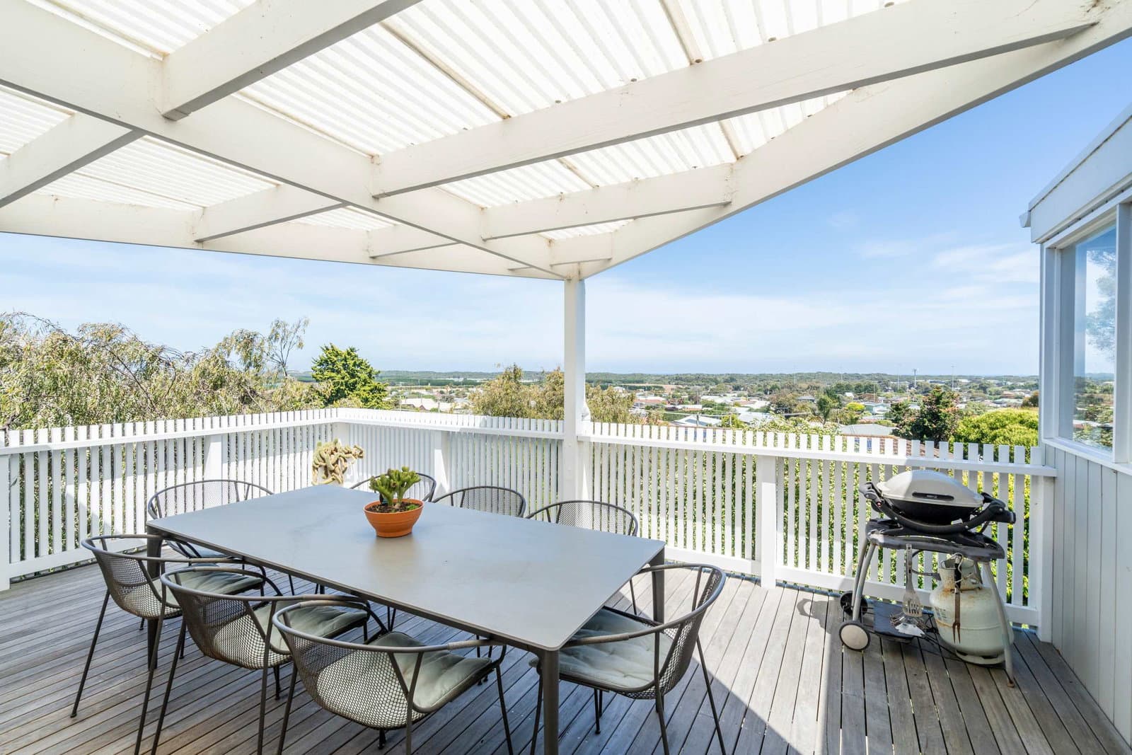 Furnished 3 Bedroom House in Ocean Grove