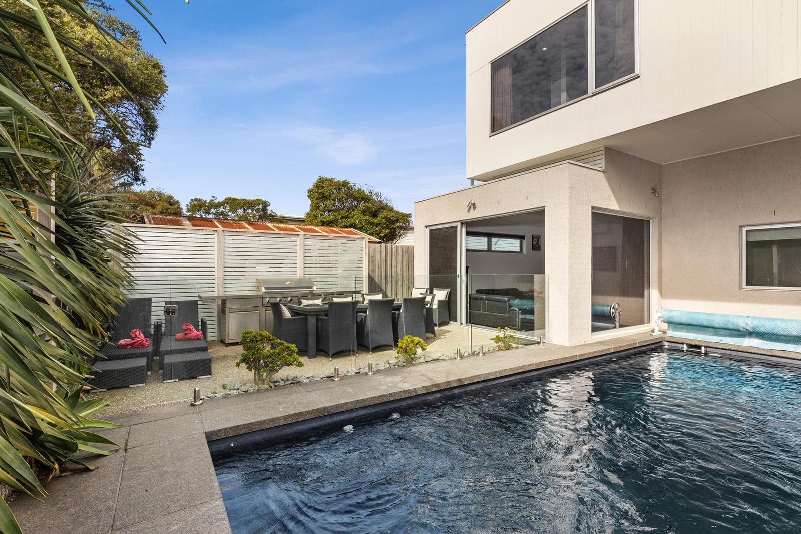 Furnished 5 Bedroom Apartment in Ocean Grove