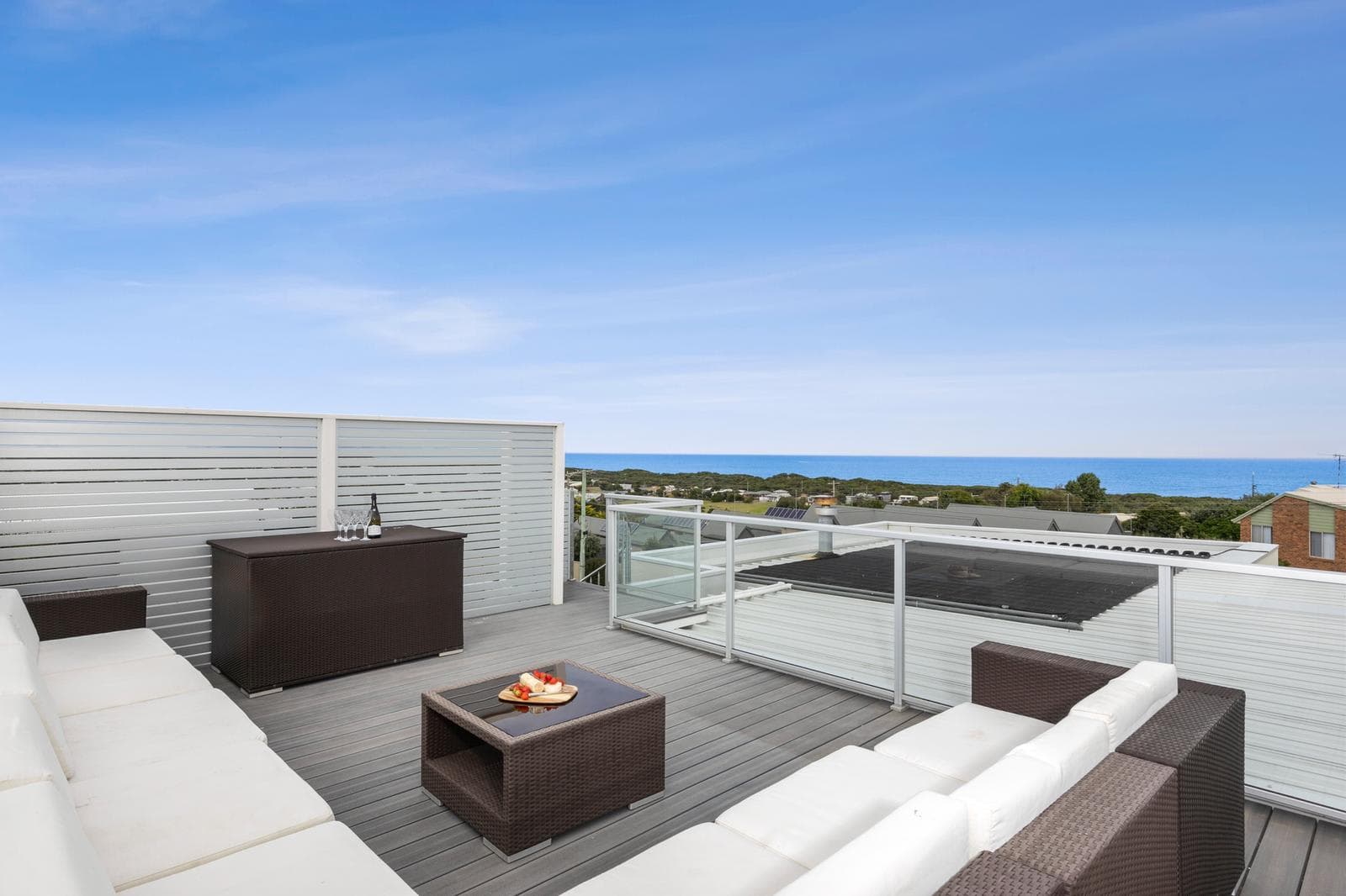 Furnished 5 Bedroom Apartment in Ocean Grove