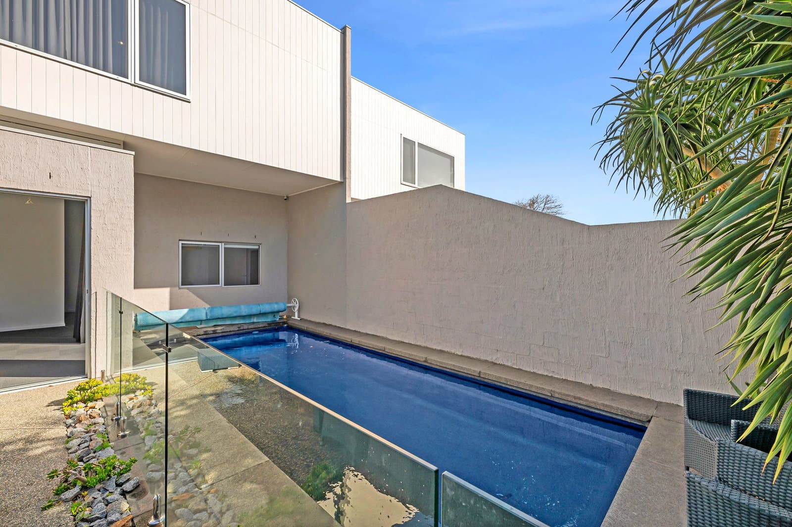 Furnished 5 Bedroom Apartment in Ocean Grove