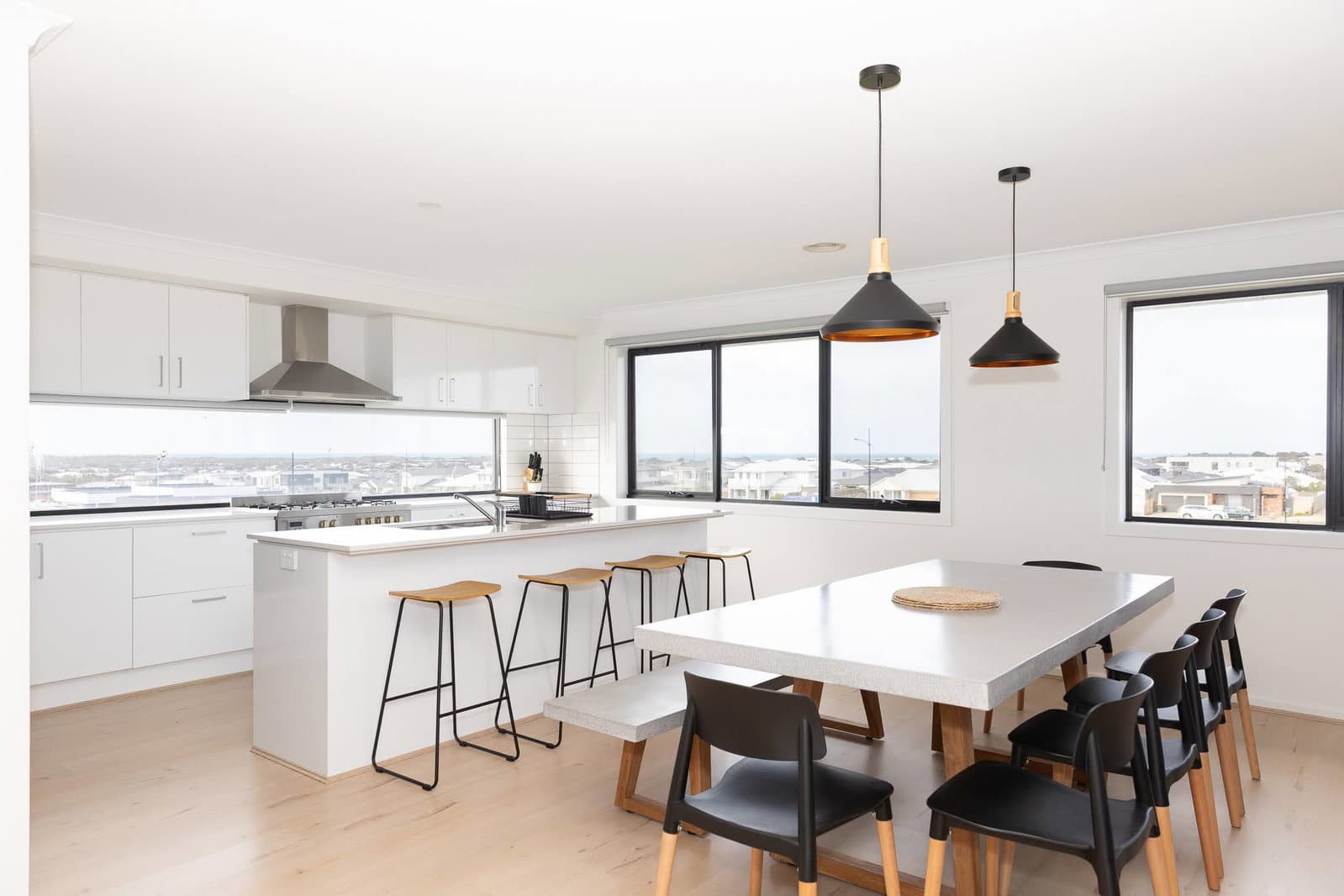 Furnished 4 Bedroom House in Torquay
