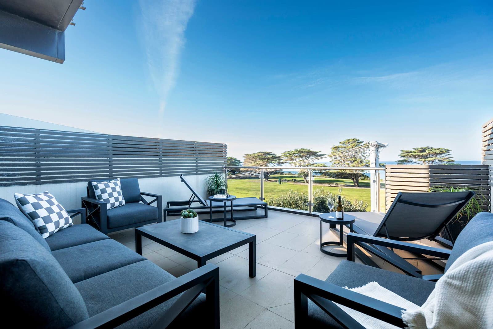 Furnished 3 Bedroom Apartment in Torquay