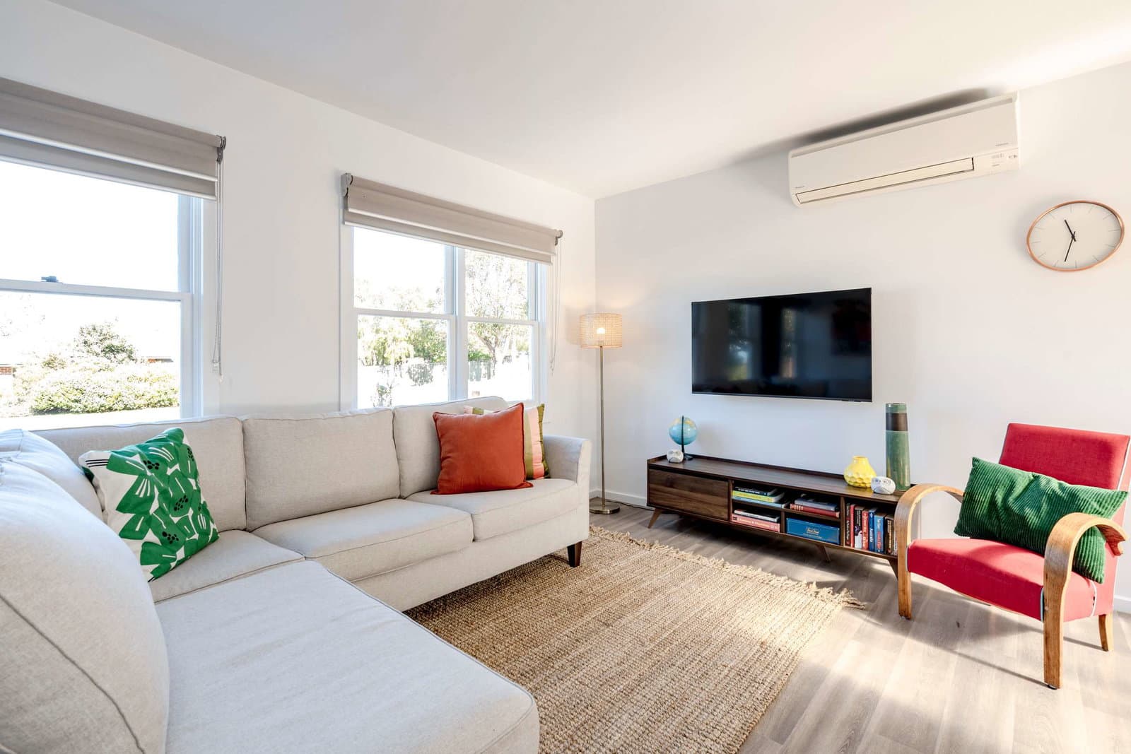 Furnished 2 Bedroom House in Torquay