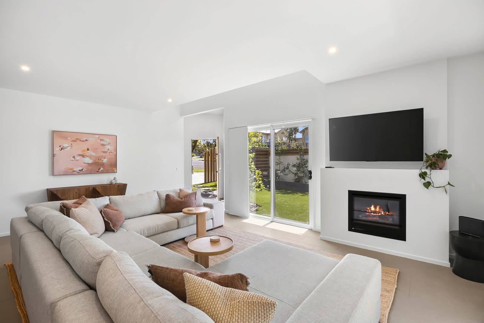 Furnished 4 Bedroom House in Torquay