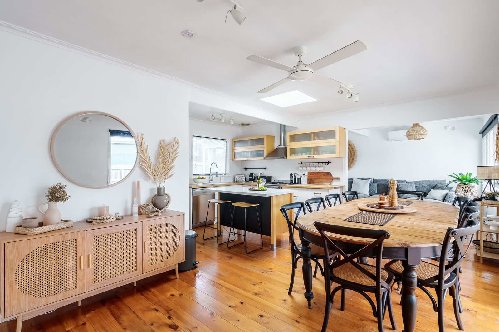 Furnished 5 Bedroom House in Ocean Grove