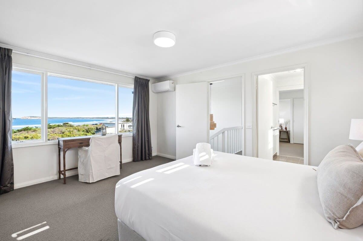 Furnished 5 Bedroom House in Ocean Grove