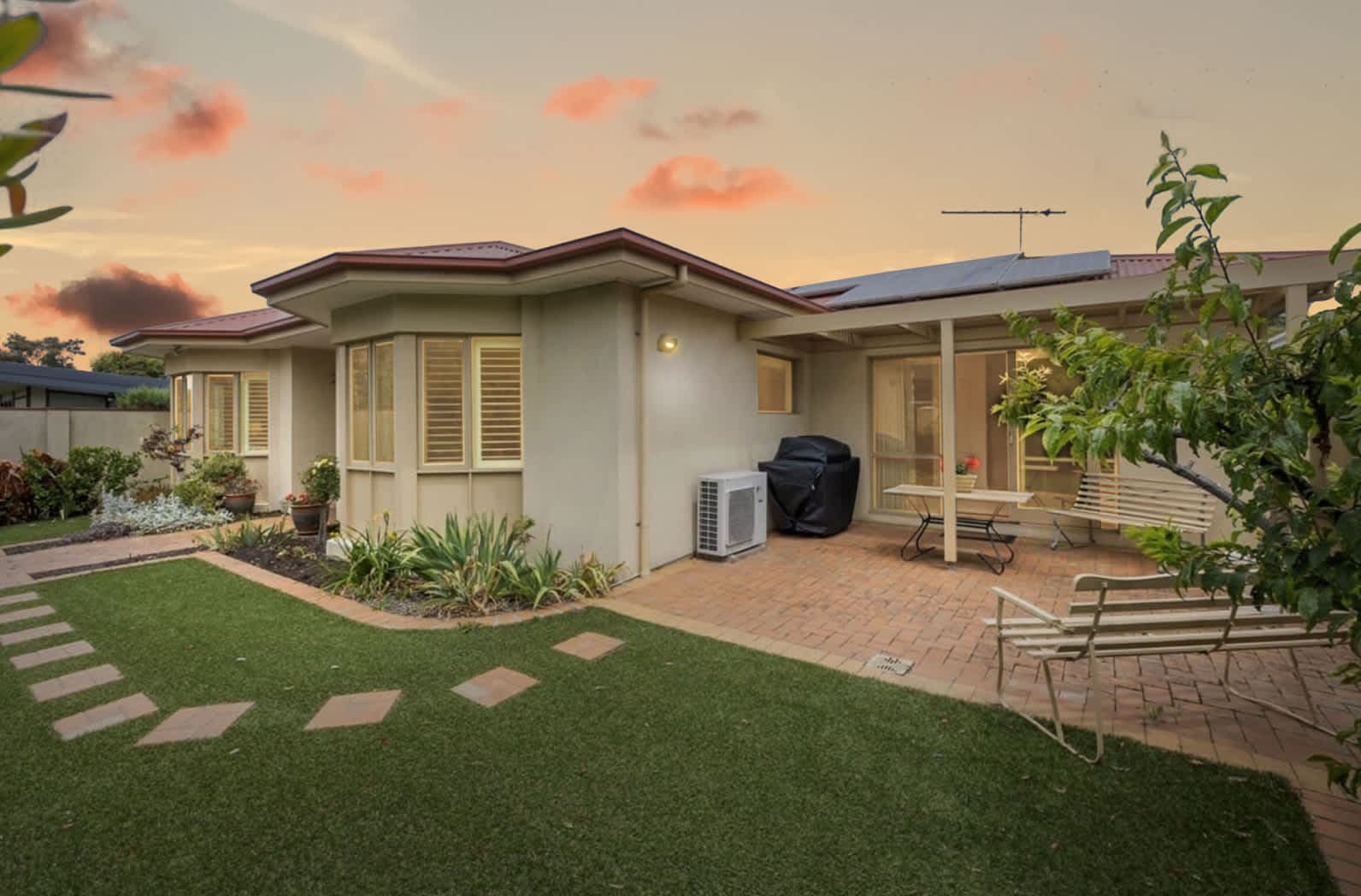 Furnished 3 Bedroom House in Torquay