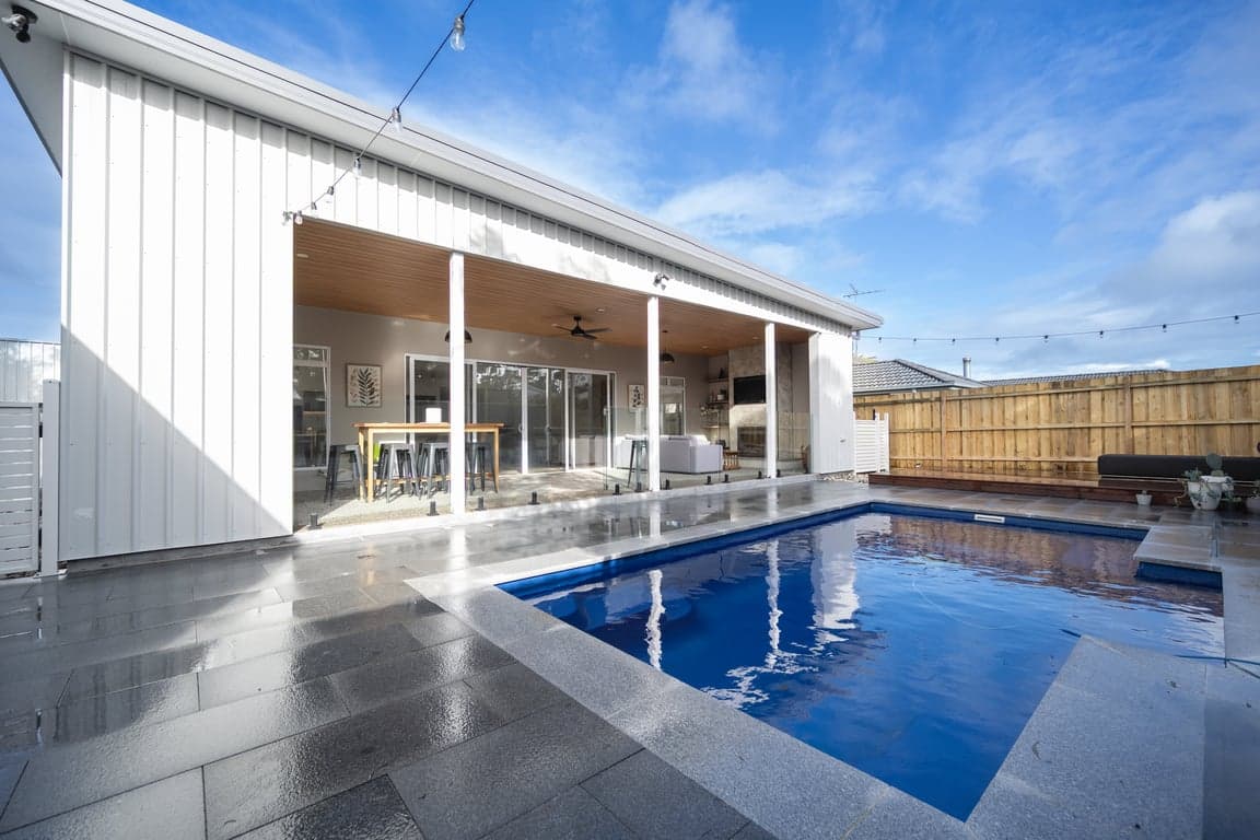 Furnished 4 Bedroom House in Inverloch