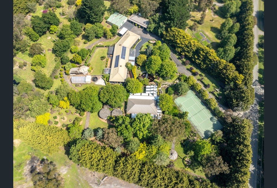 Furnished 5 Bedroom House in Wattle Bank