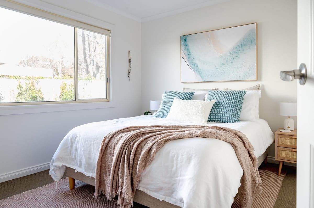 Furnished 3 Bedroom House in Inverloch