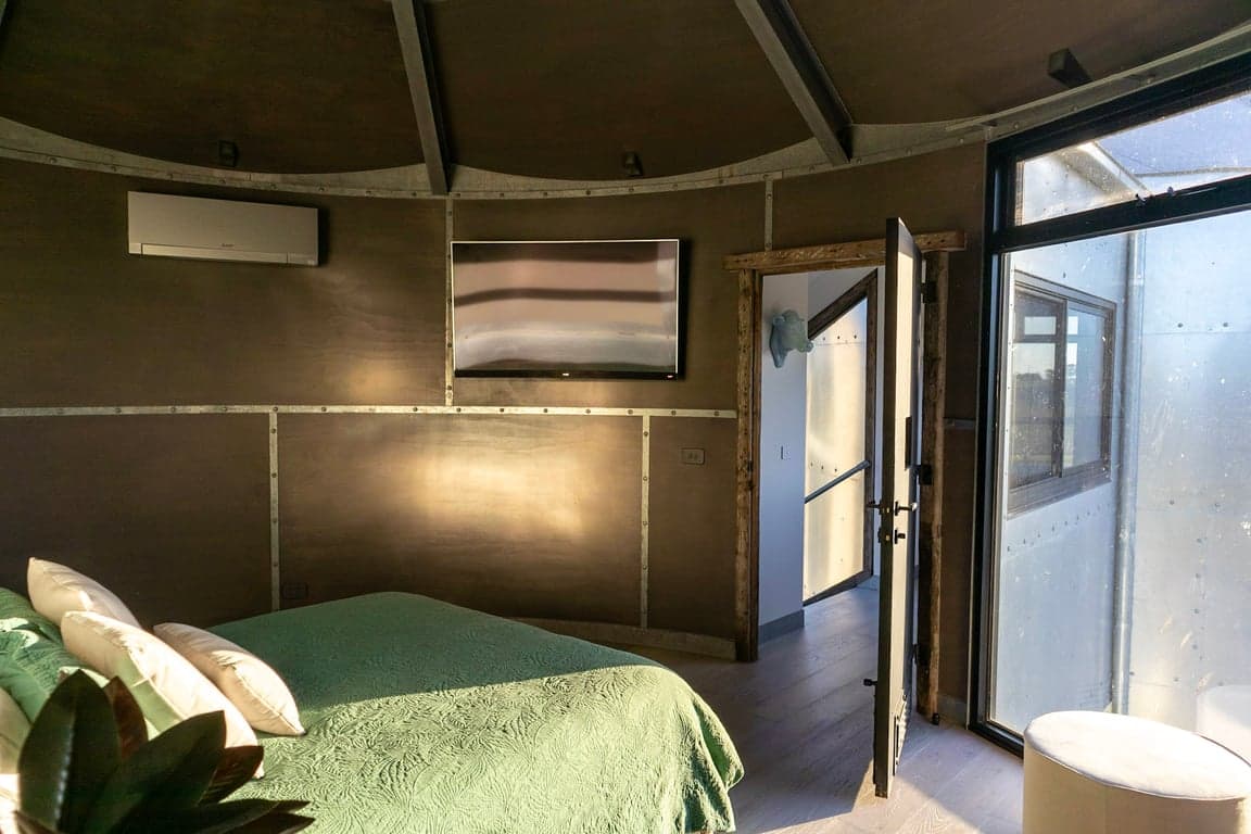 Furnished 5 Bedroom House in Inverloch