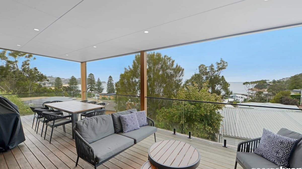 Furnished 4 Bedroom House in Avoca Beach