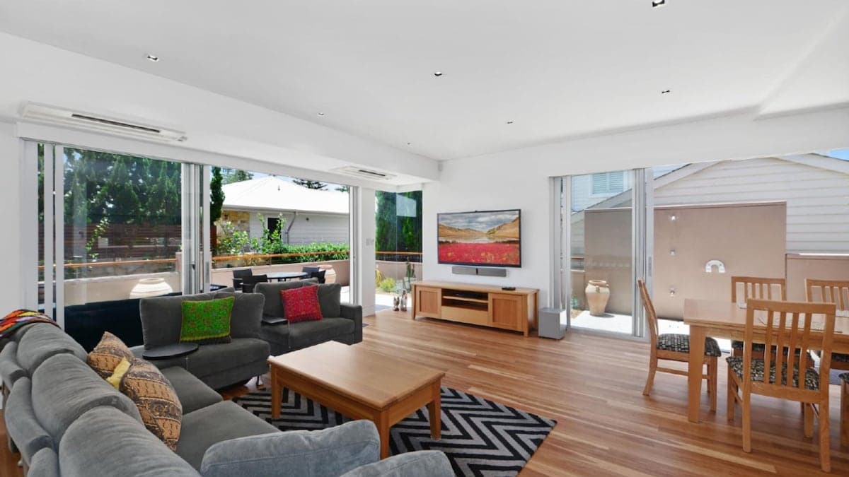 Furnished 3 Bedroom House in Avoca Beach