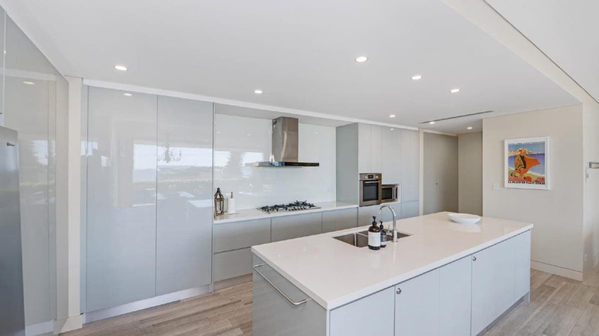 Furnished 4 Bedroom House in Avoca Beach