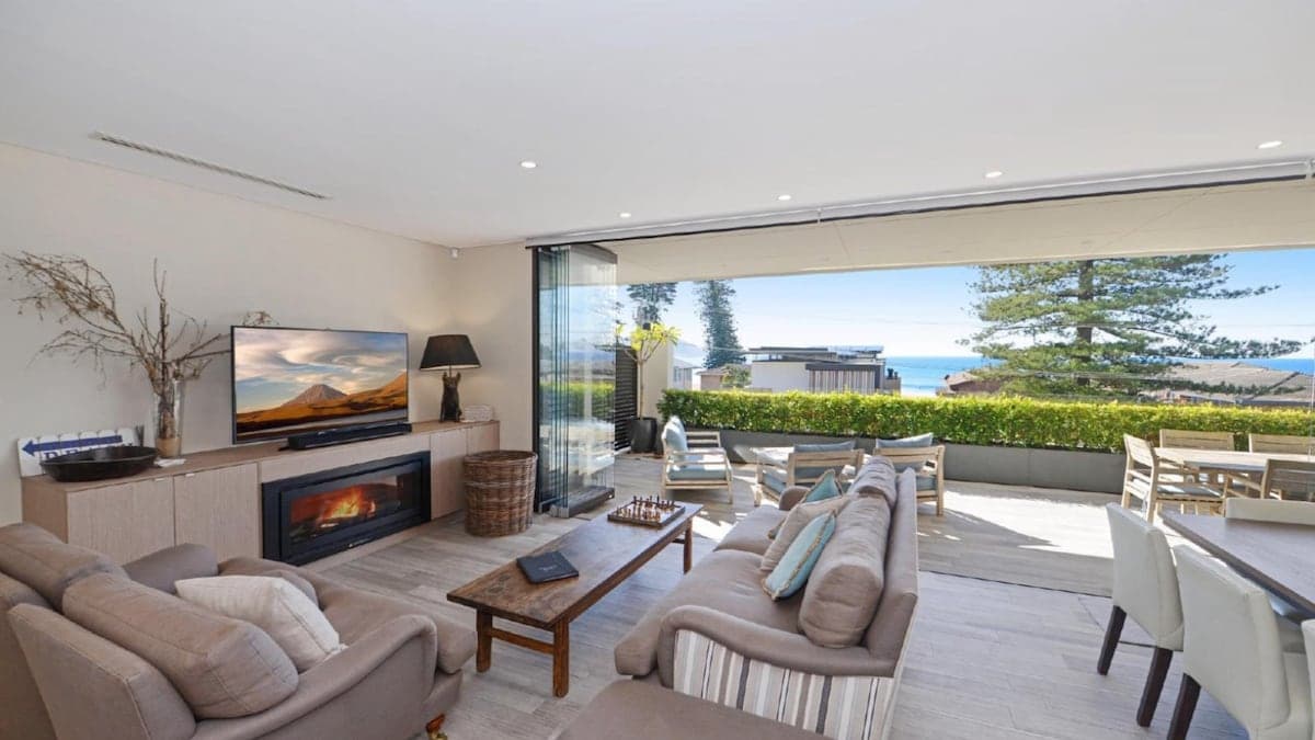 Furnished 4 Bedroom House in Avoca Beach