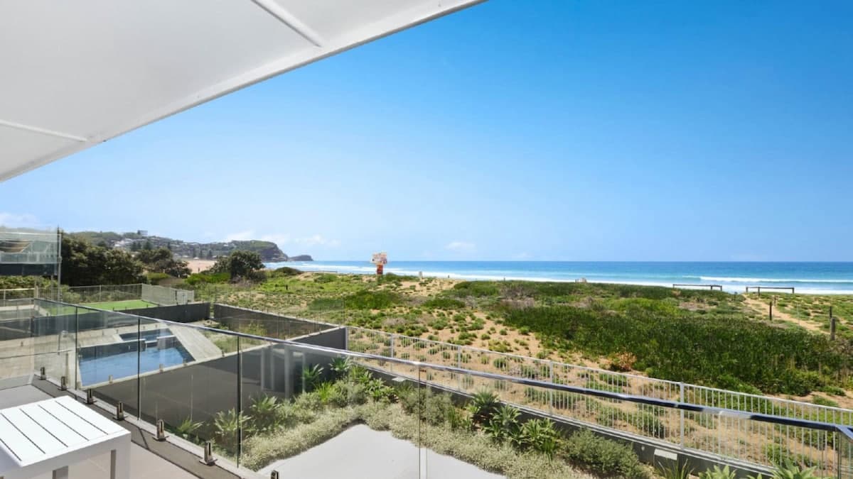 Furnished 2 Bedroom House in Avoca Beach