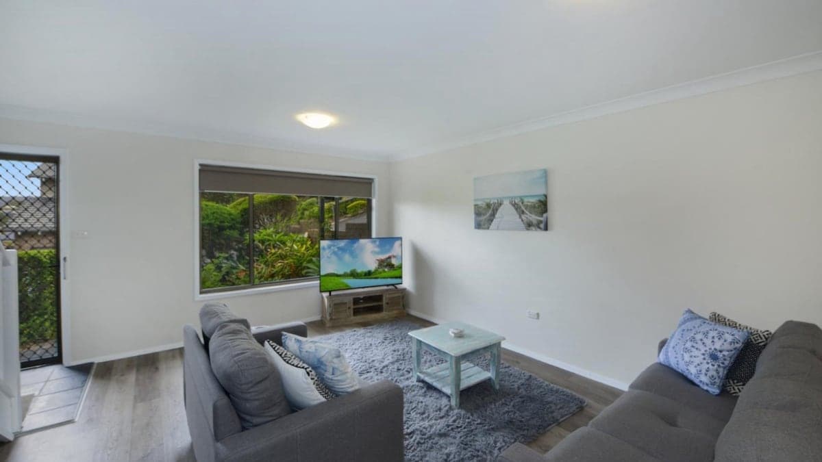 Furnished 3 Bedroom House in Avoca Beach