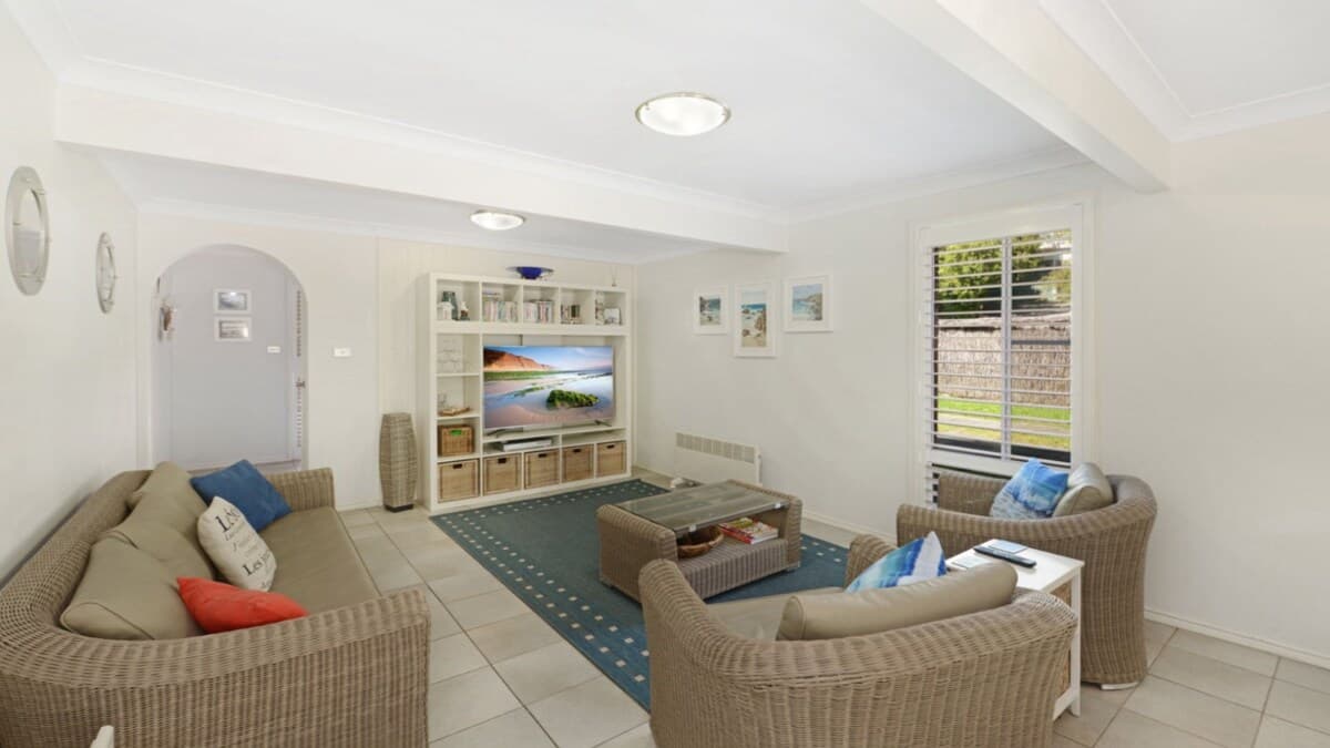 Furnished 3 Bedroom House in Avoca Beach