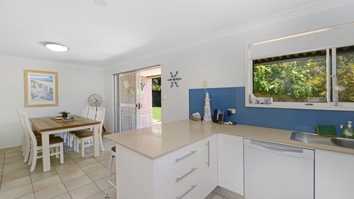 Furnished 3 Bedroom House in Avoca Beach
