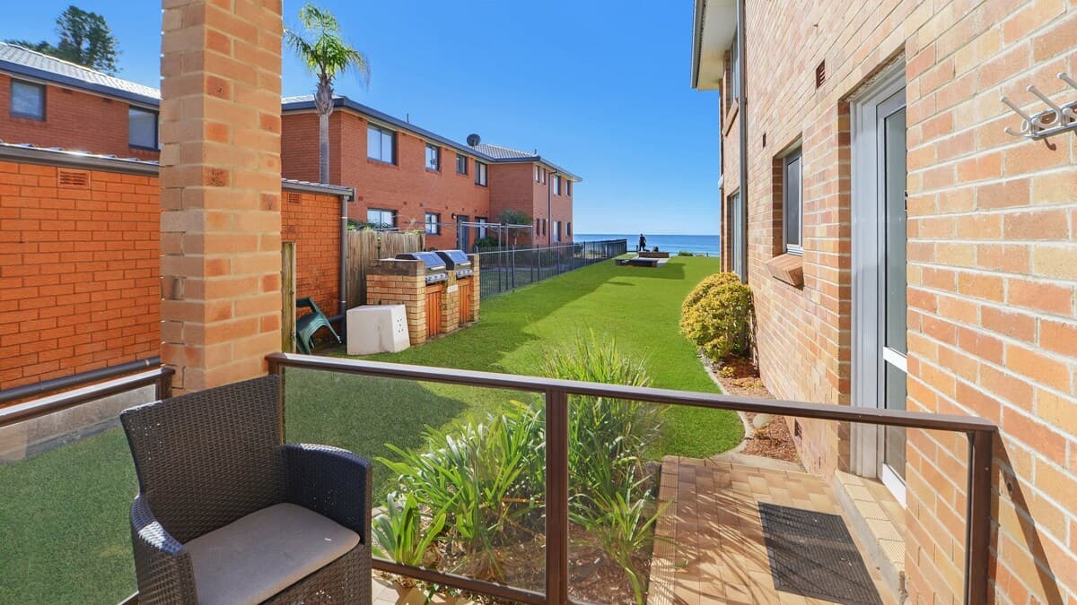 Furnished 2 Bedroom House in Avoca Beach
