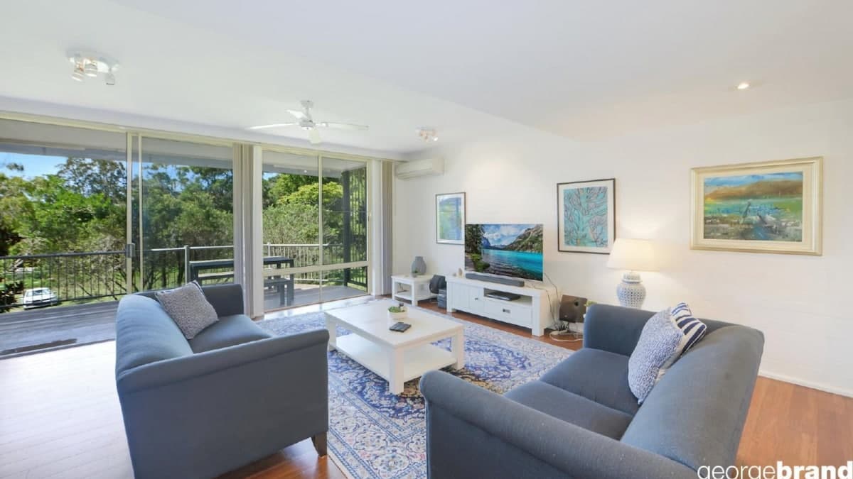Furnished 3 Bedroom House in Avoca Beach