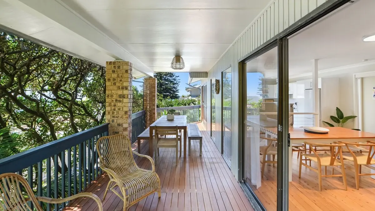 Furnished 3 Bedroom House in Avoca Beach
