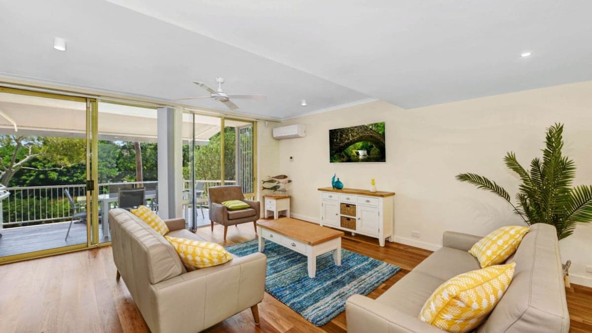 Furnished 3 Bedroom House in Kincumber