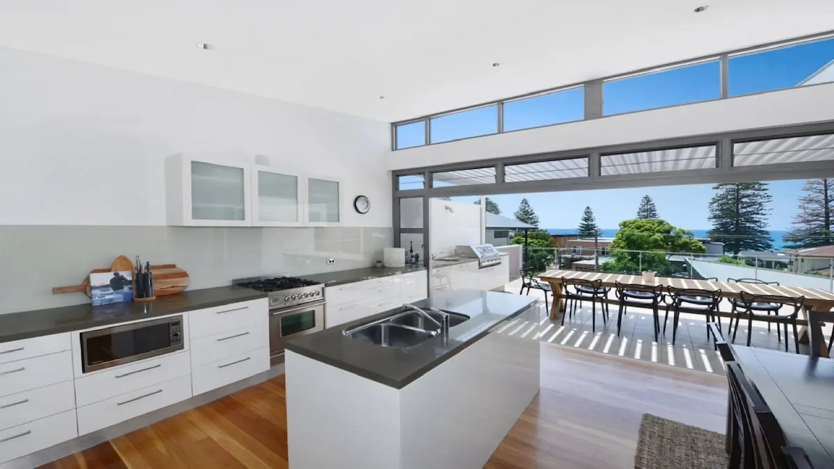 Furnished 5 Bedroom House in Avoca Beach