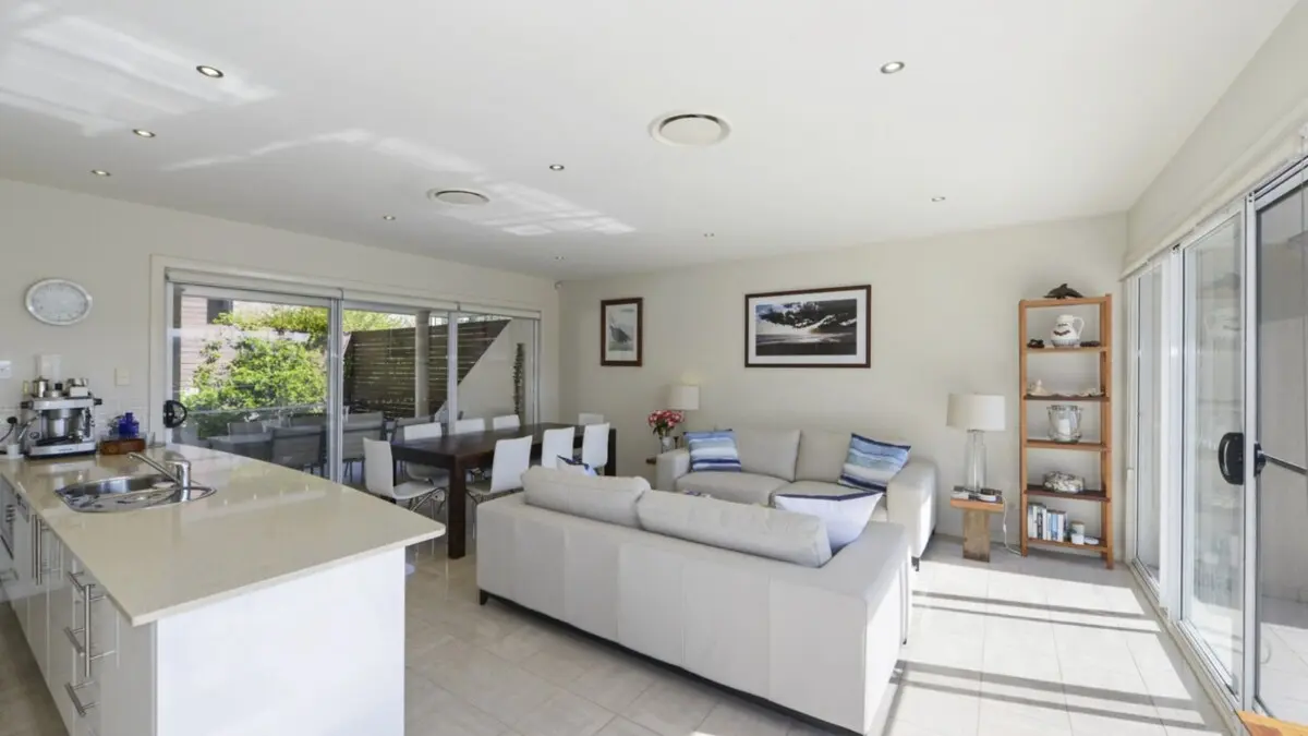 Furnished 3 Bedroom House in Avoca Beach