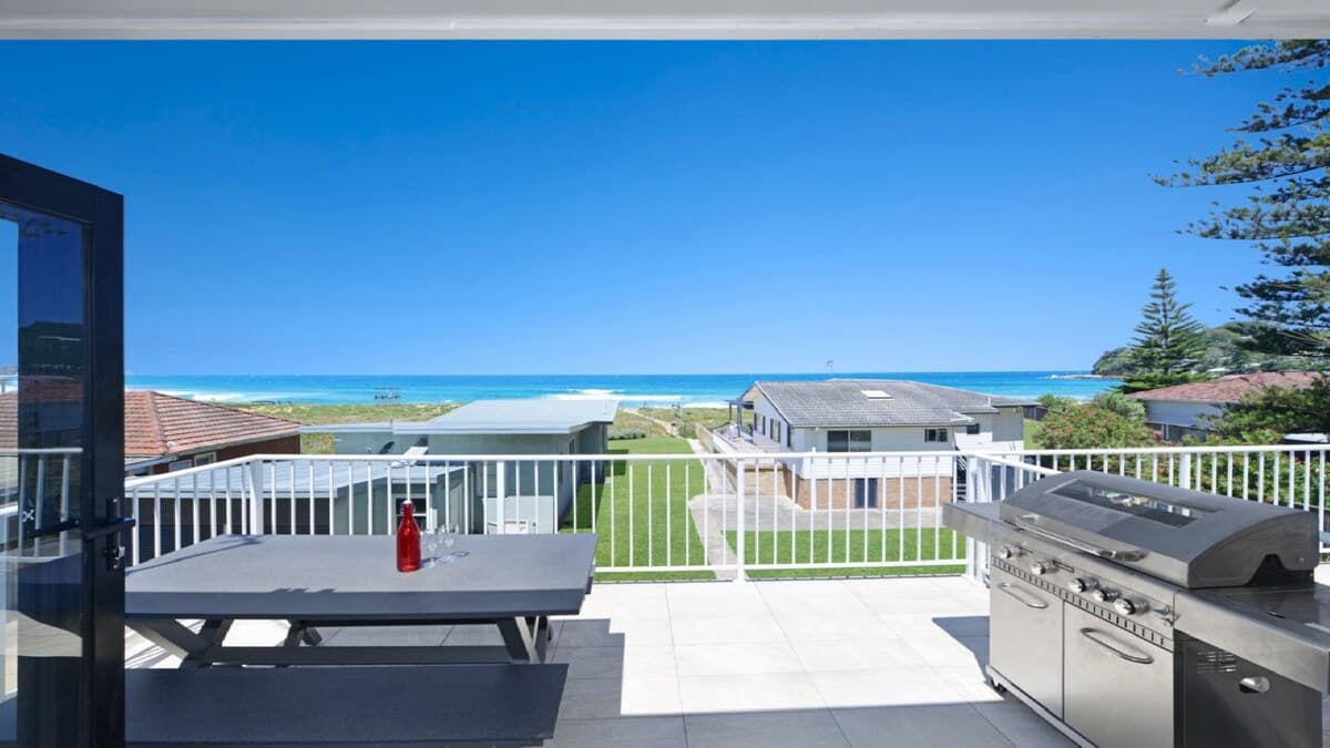 Furnished 2 Bedroom House in Avoca Beach