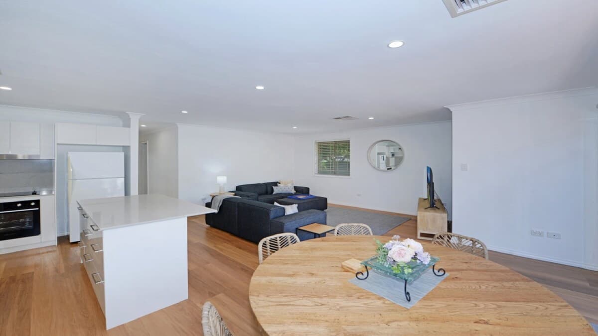 Furnished 3 Bedroom House in Kincumber