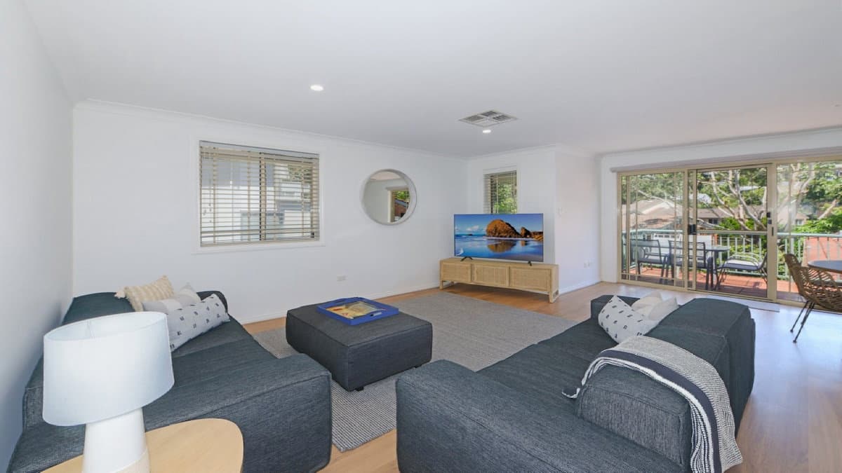 Furnished 3 Bedroom House in Kincumber