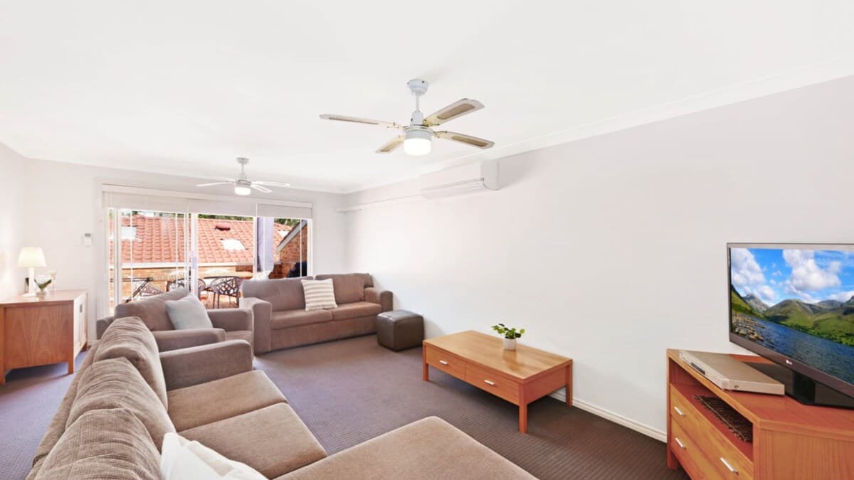 Furnished 2 Bedroom House in Kincumber