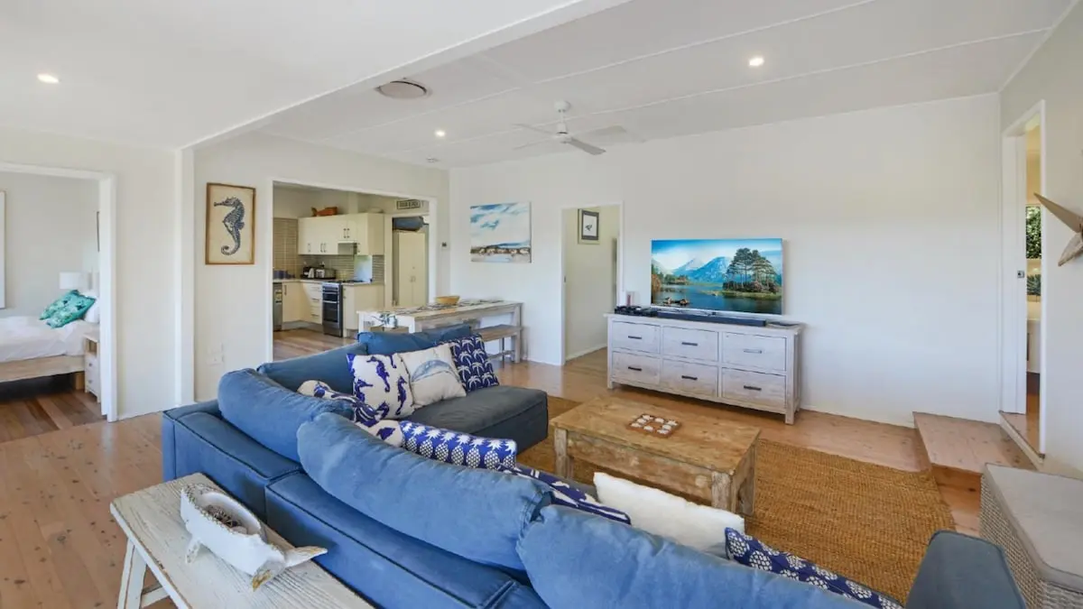 Furnished 4 Bedroom House in Avoca Beach