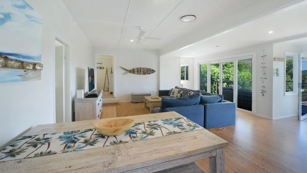 Furnished 4 Bedroom House in Avoca Beach