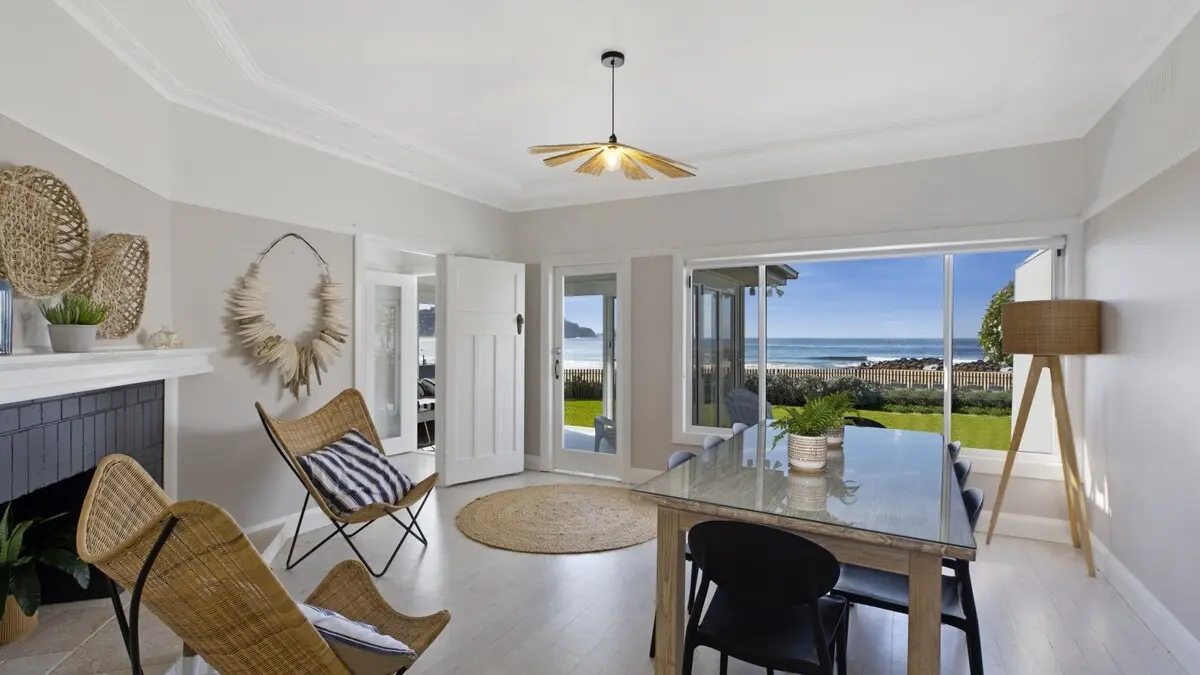 Furnished 4 Bedroom House in Avoca Beach