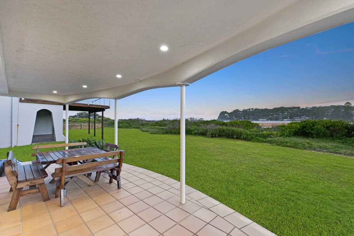Furnished 2 Bedroom House in North Avoca