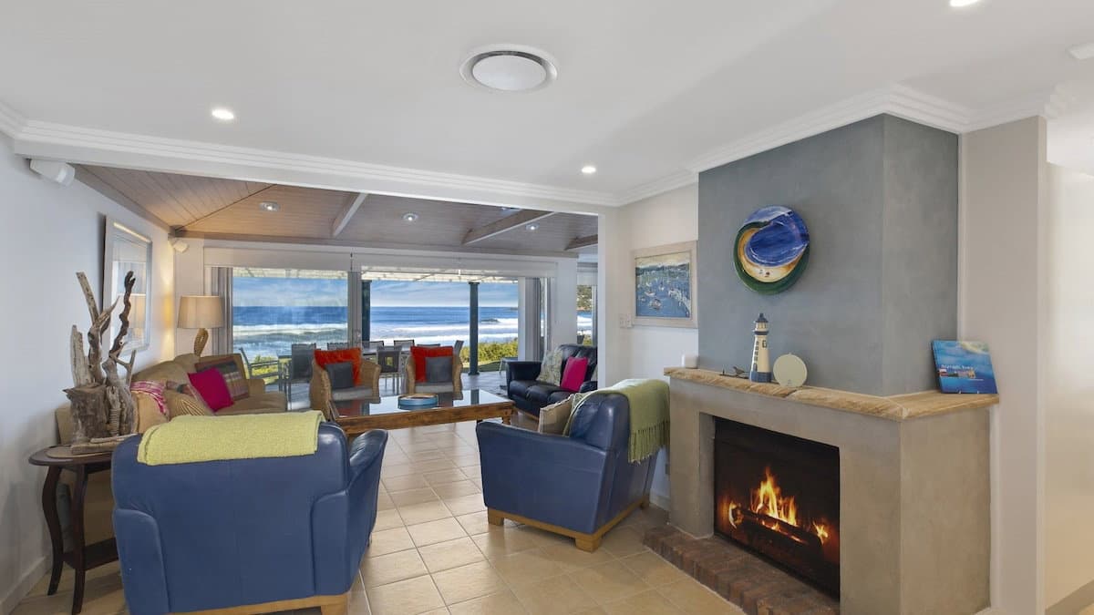 Furnished 5 Bedroom House in North Avoca