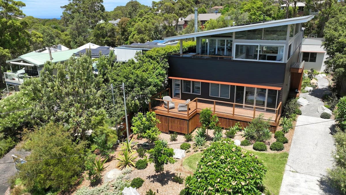 Furnished 3 Bedroom House in MacMasters Beach