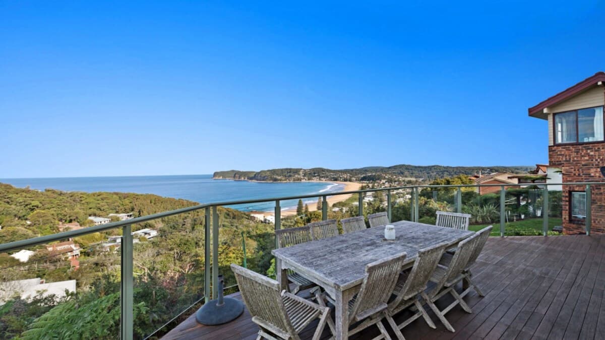Furnished 4 Bedroom House in North Avoca