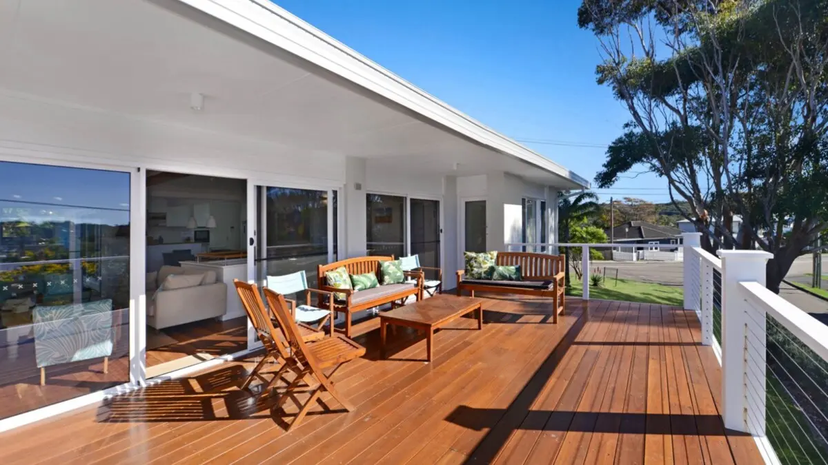 Furnished 5 Bedroom House in Avoca Beach