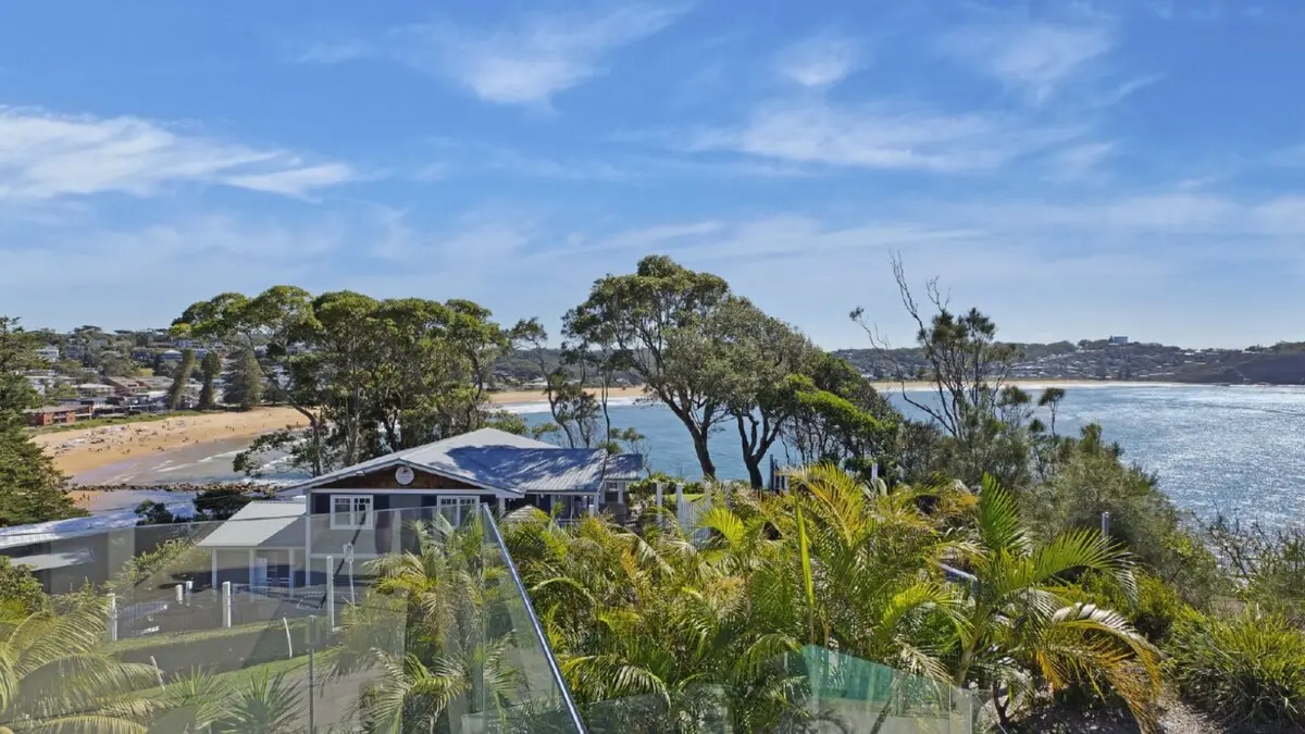 Furnished 3 Bedroom House in Avoca Beach