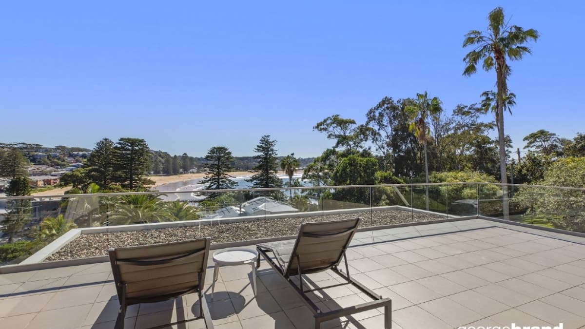 Furnished 3 Bedroom House in Avoca Beach