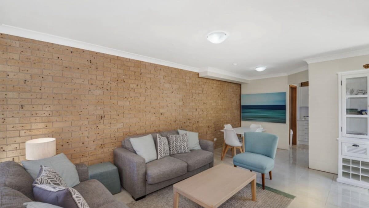 Furnished 2 Bedroom House in Copacabana